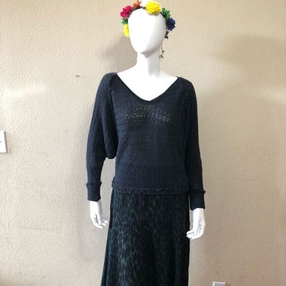 Free People Thien's Hacci Top Sizes XS & M - Picture 3 of 14